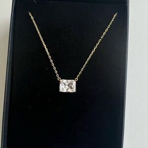18 Karat gold plated necklace with pendant